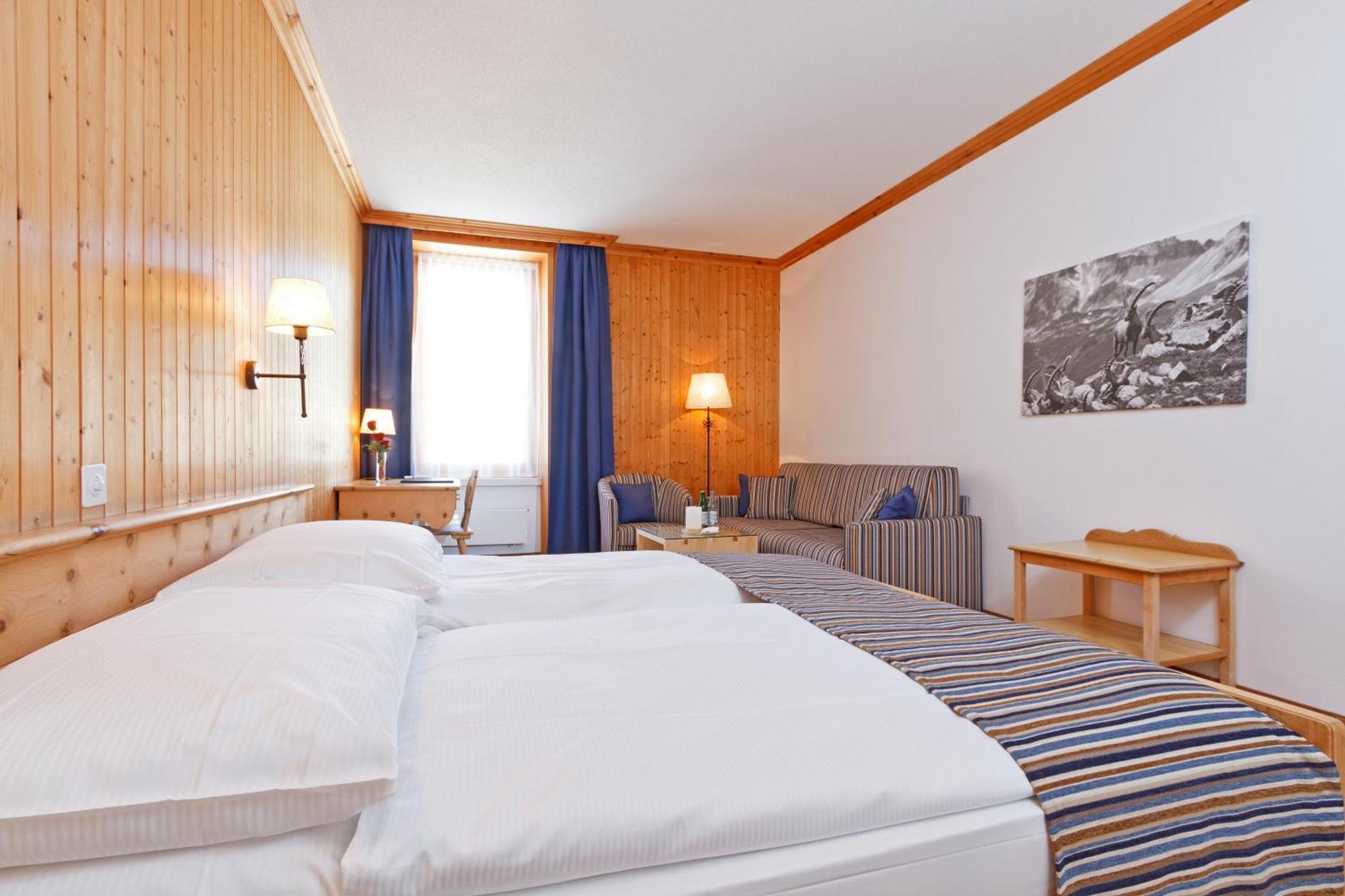 Edelweiss Swiss Quality Hotel Sils-Maria Habitación foto