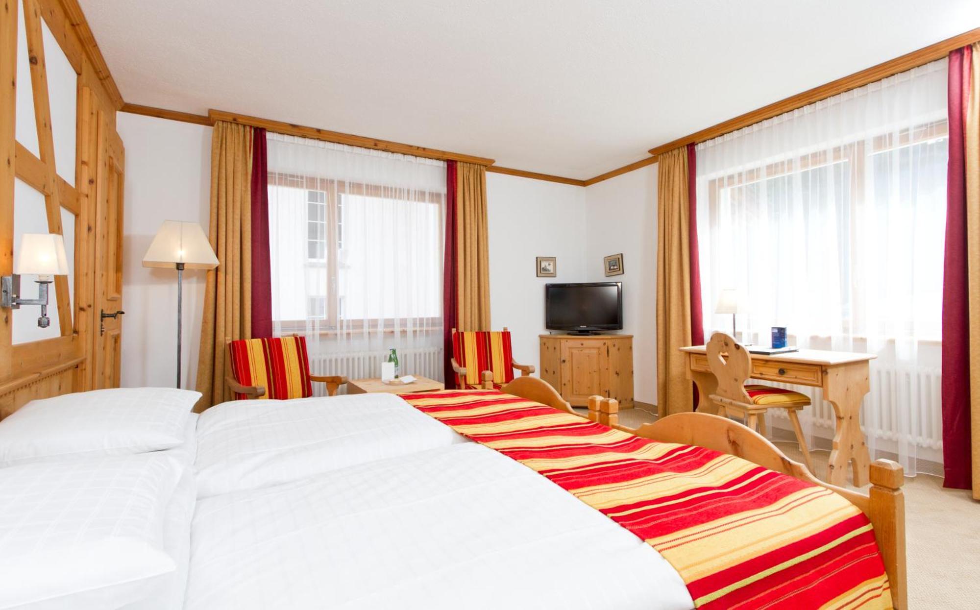Edelweiss Swiss Quality Hotel Sils-Maria Habitación foto