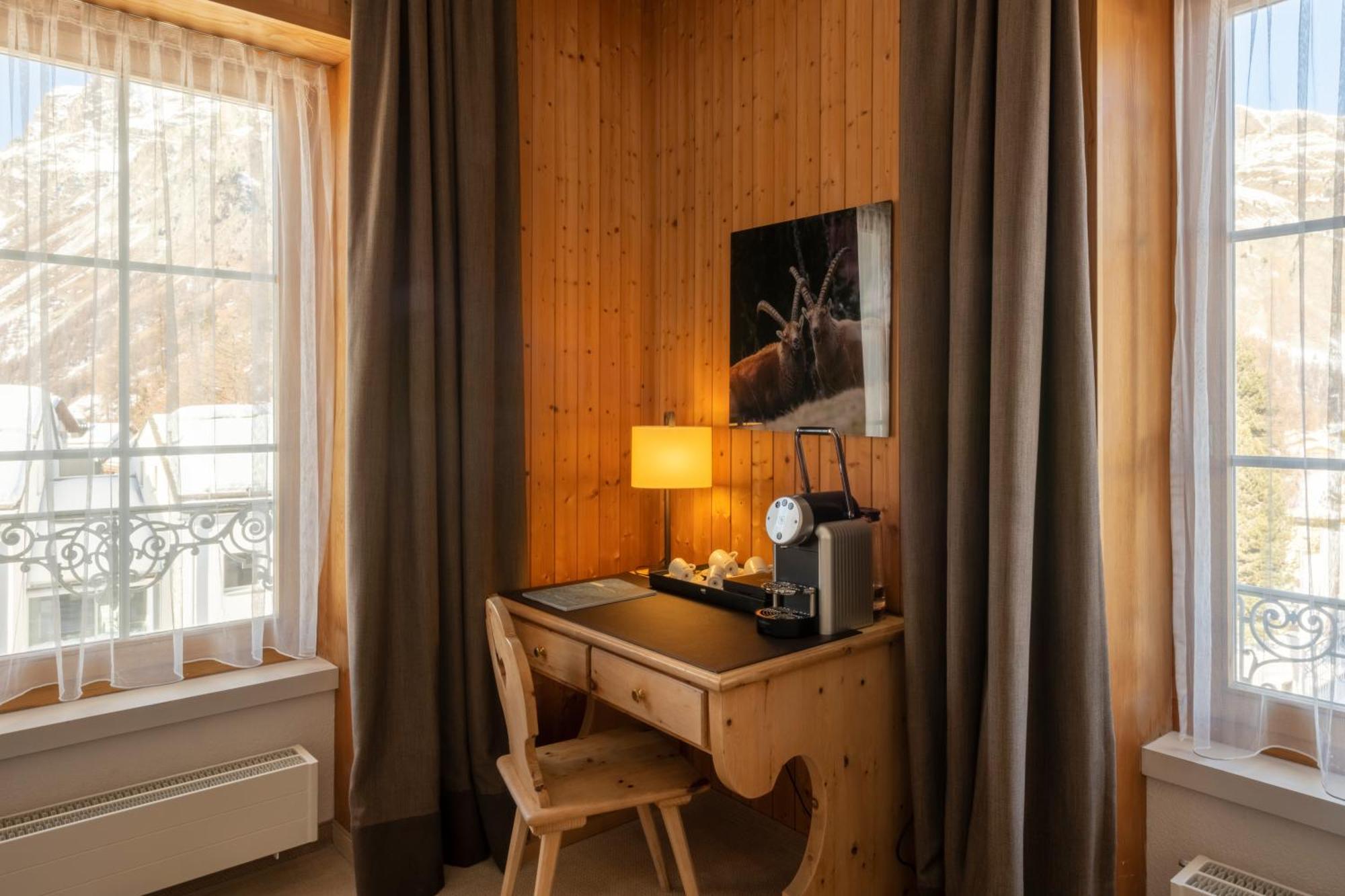 Edelweiss Swiss Quality Hotel Sils-Maria Habitación foto
